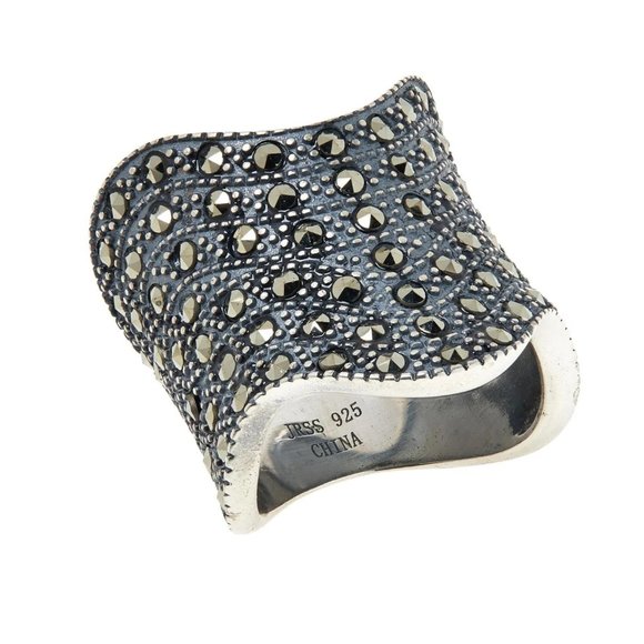 Colleen Lopez Sterling Silver Marcasite Wave Ring - Picture 1 of 4